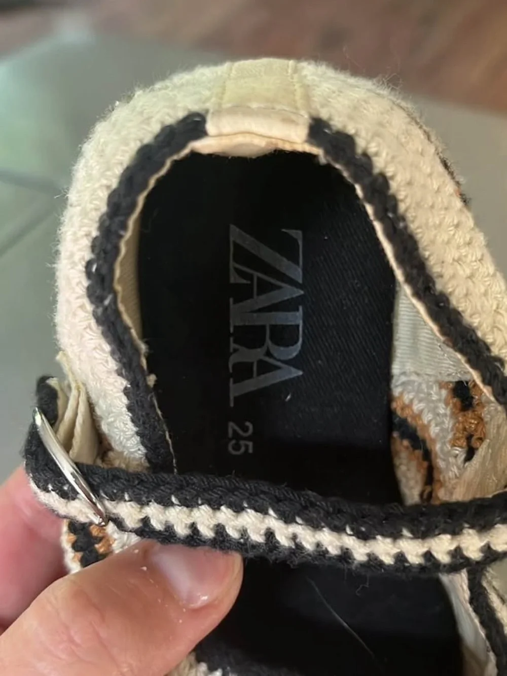 Zara Crochet Mary Jane Shoes Size 25
